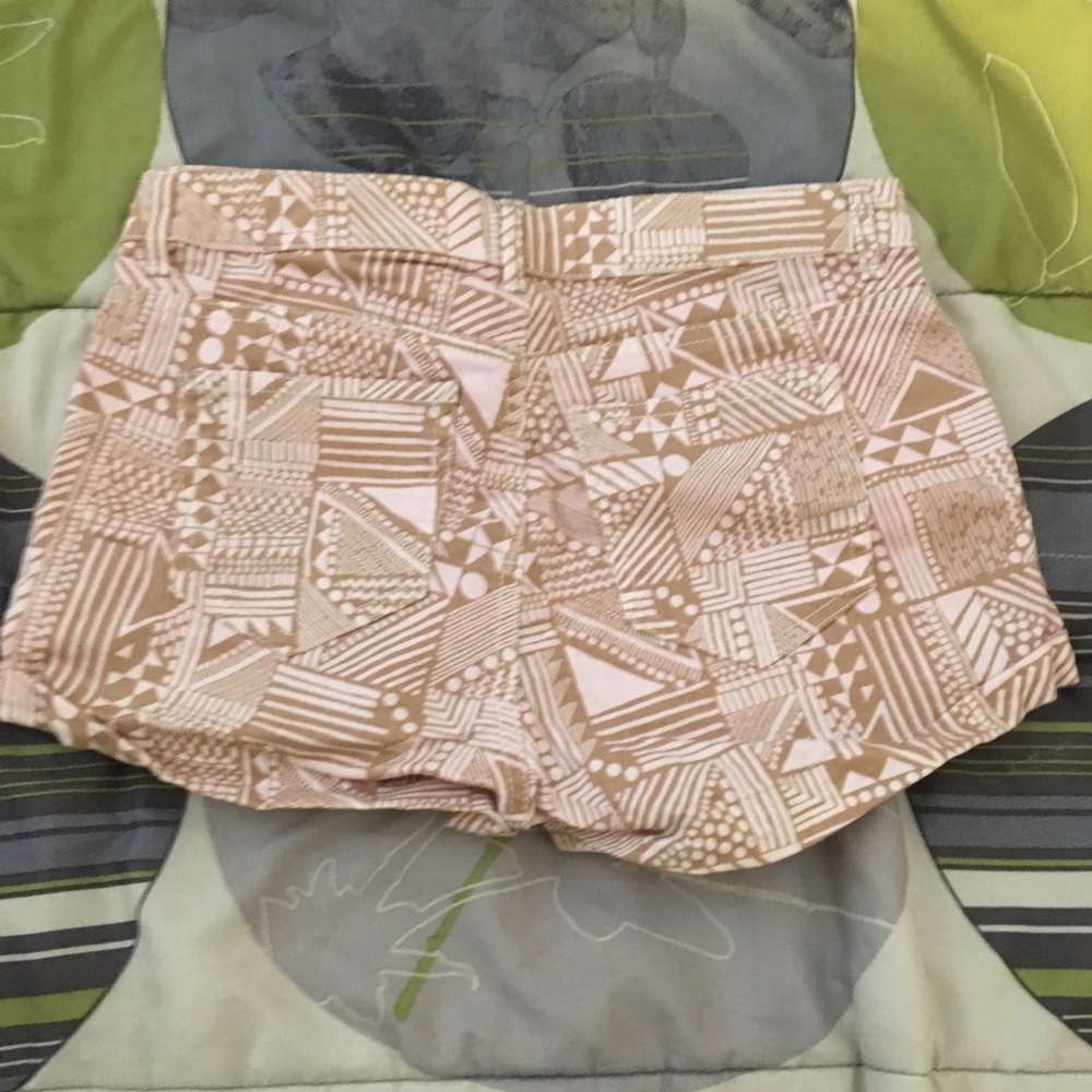 Pattern Shorts - Picture 2 of 2